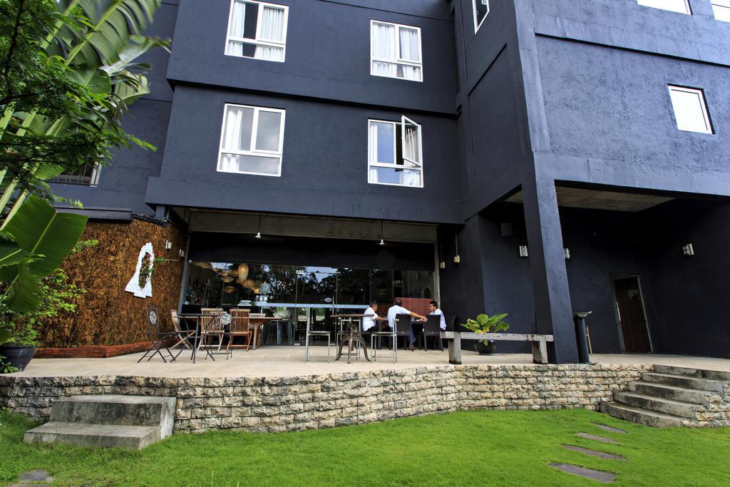 The Henry Hotel Cebu - Multi-Use Hotel Exterior photo